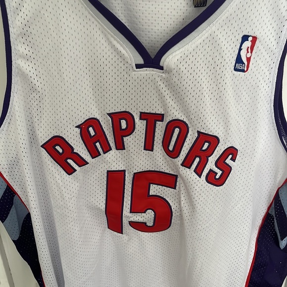 Vince Carter jersey - Picture 2 of 4